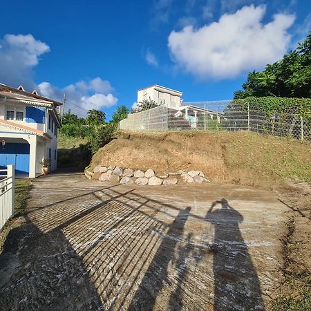 Villa Avec Vue T2 A T5 Duo De La Baie Le Robert Exterior foto